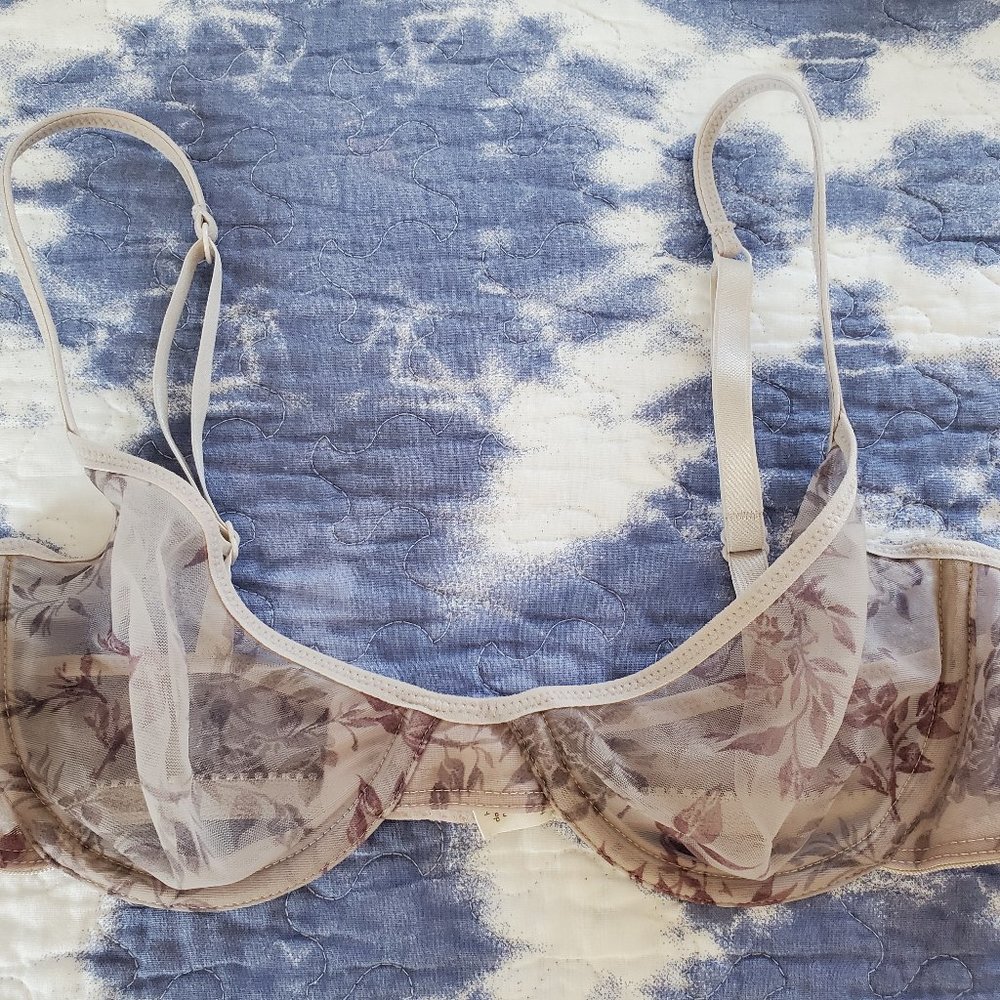 Vintage Mesh Underwire Calvin Klein Bra